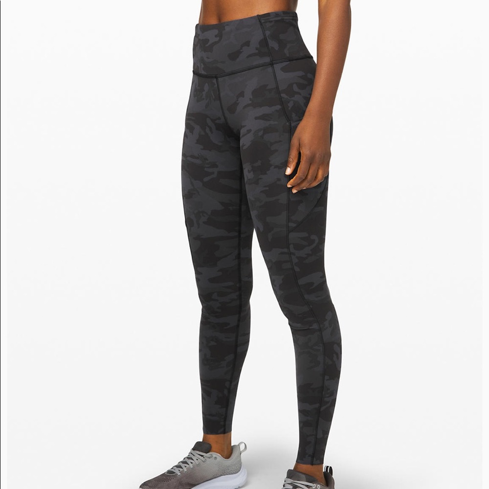 Fast and Free Tight 28” Grey Camo, Size 6